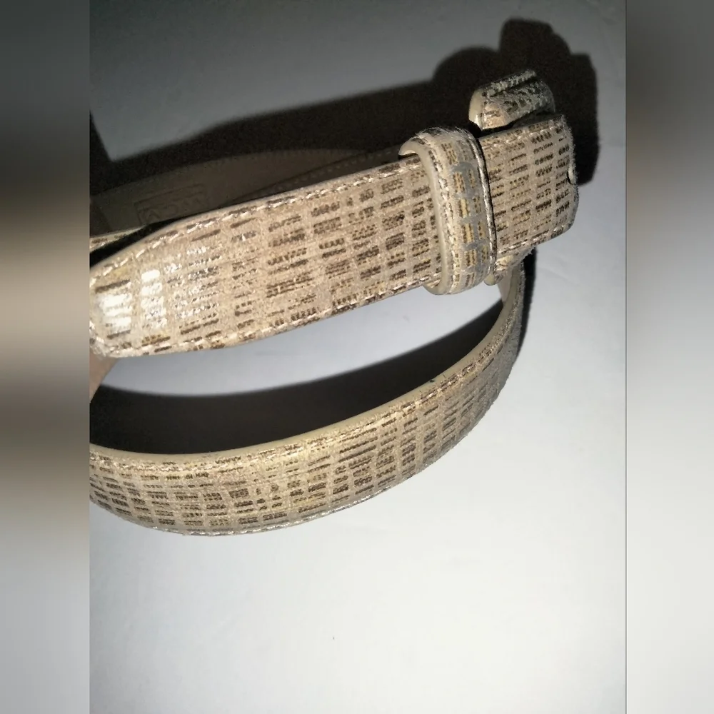 WCM New York (Size M) Nude Textured Genuine Italian Leather Casual/Dress Belt